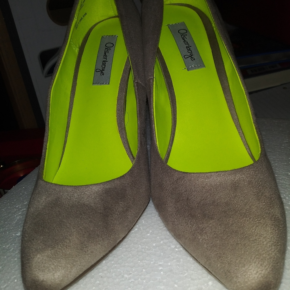 ITEM OF THE DAY! Olsenboye Womens Heels